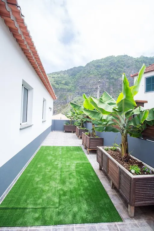 Oliveira'S Apartments - Madeira Island Ponta Delgada